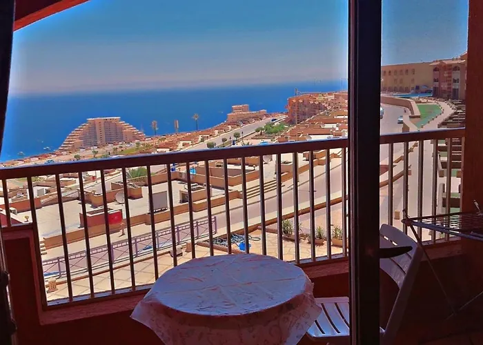 In Porto Sokhna Hanging Gardens - Fifth Terrace Sea View في بورتو السخنة - الحدائق المعلقة - المصطبة الخامسة - إطلالة بحر مباشر شاليه
