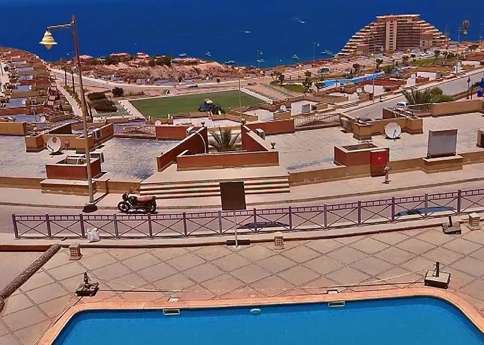 In Porto Sokhna Hanging Gardens - Fifth Terrace Sea View في بورتو السخنة - الحدائق المعلقة - المصطبة الخامسة - إطلالة بحر مباشر شاليه