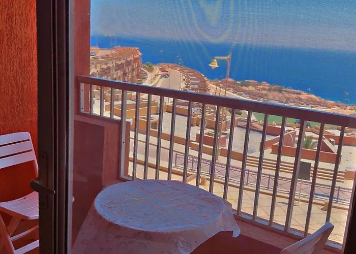 In Porto Sokhna Hanging Gardens - Fifth Terrace Sea View في بورتو السخنة - الحدائق المعلقة - المصطبة الخامسة - إطلالة بحر مباشر شاليه